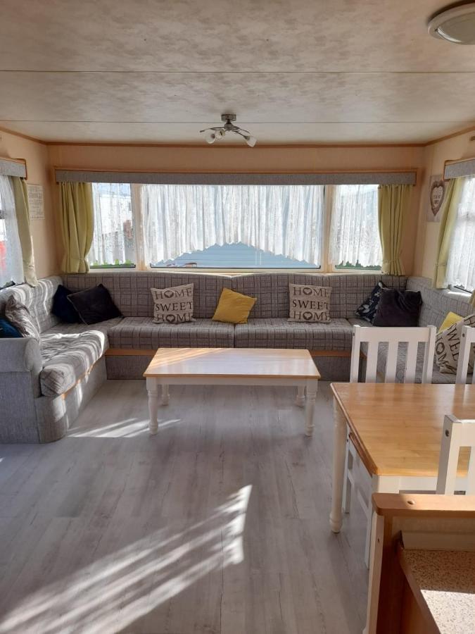 Вилла Kings Caravan - Family Groups Only - Very Quiet Park Скегнесс Экстерьер фото